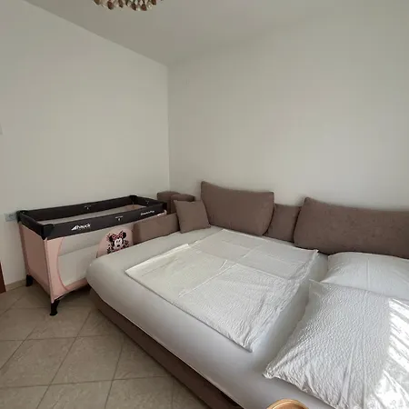 Antonia Apartment Selce