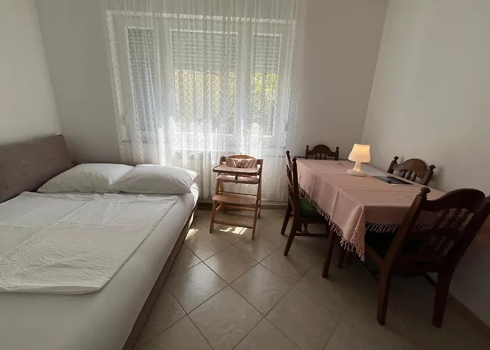Antonia Apartament Selce
